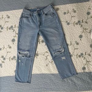 Old Navy light blue cropped ripped jeans (womens 4)